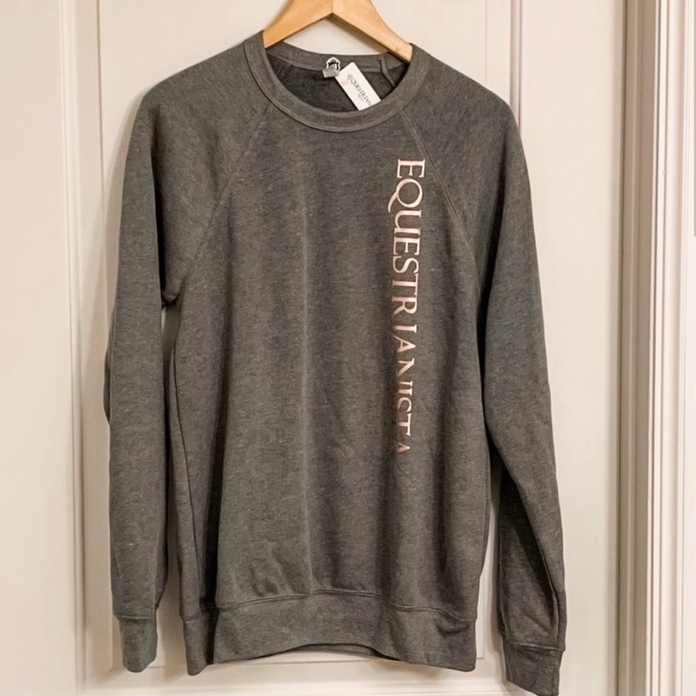 Equestrianista Cozy Crew Neck Sweatshirt in Heather Gray
